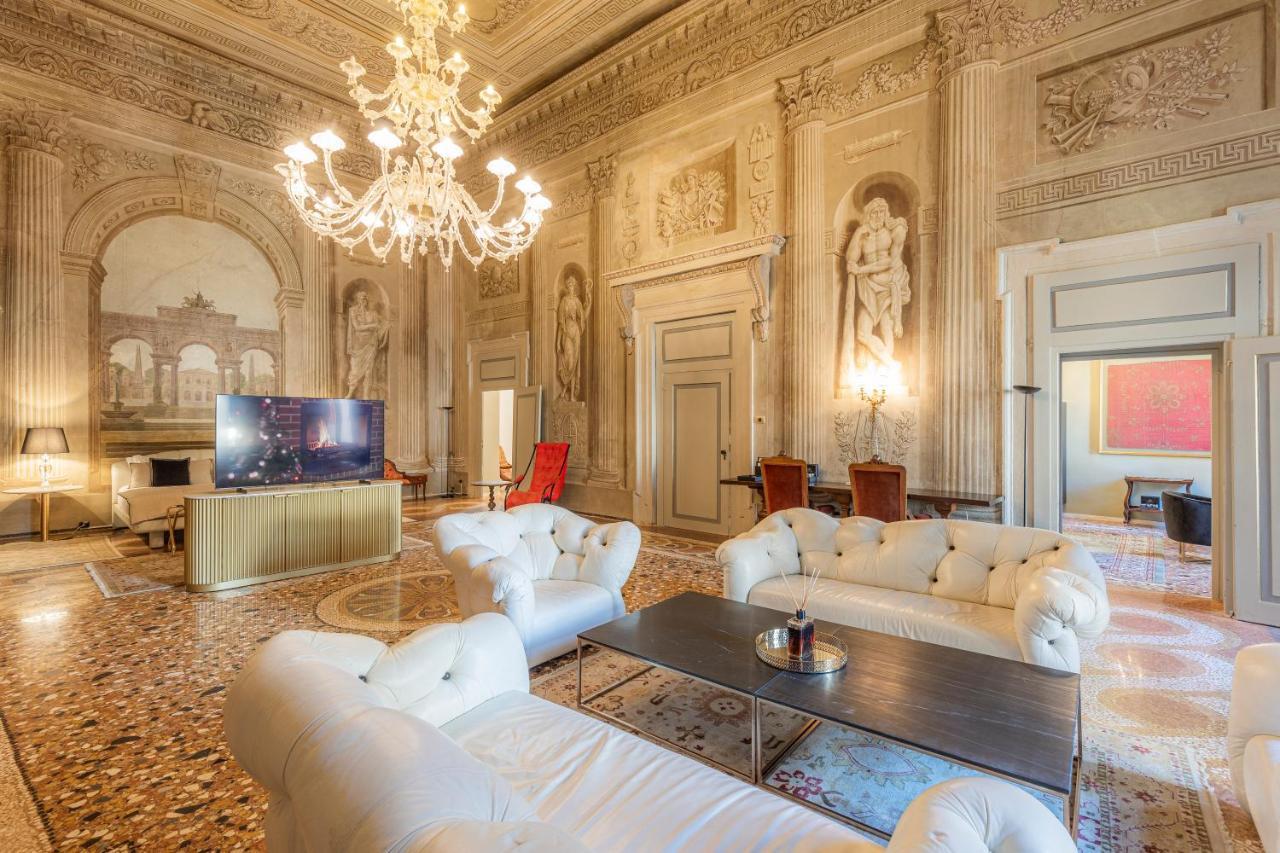 Corte Realdi - Palazzo Camozzini เวโรนา ภายนอก รูปภาพ