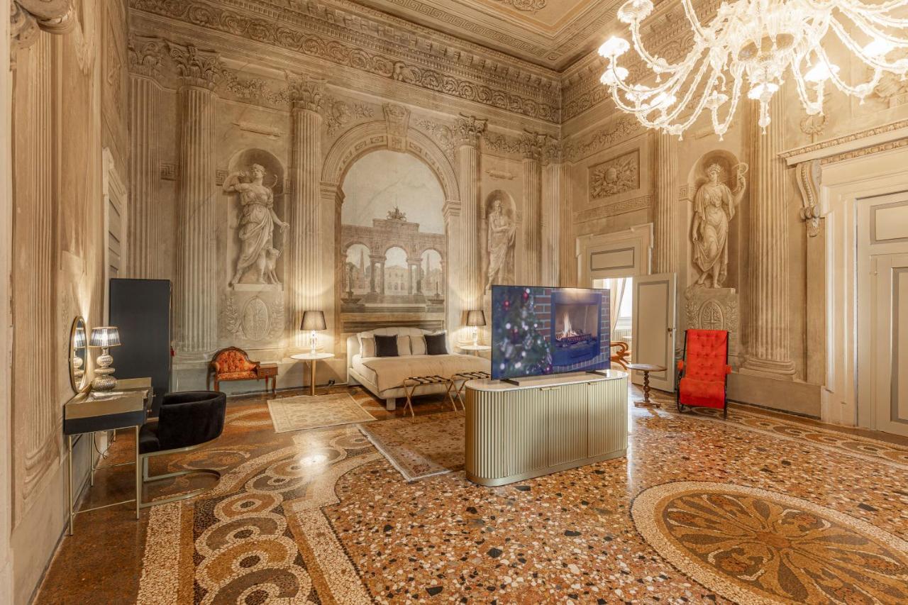 Corte Realdi - Palazzo Camozzini เวโรนา ภายนอก รูปภาพ