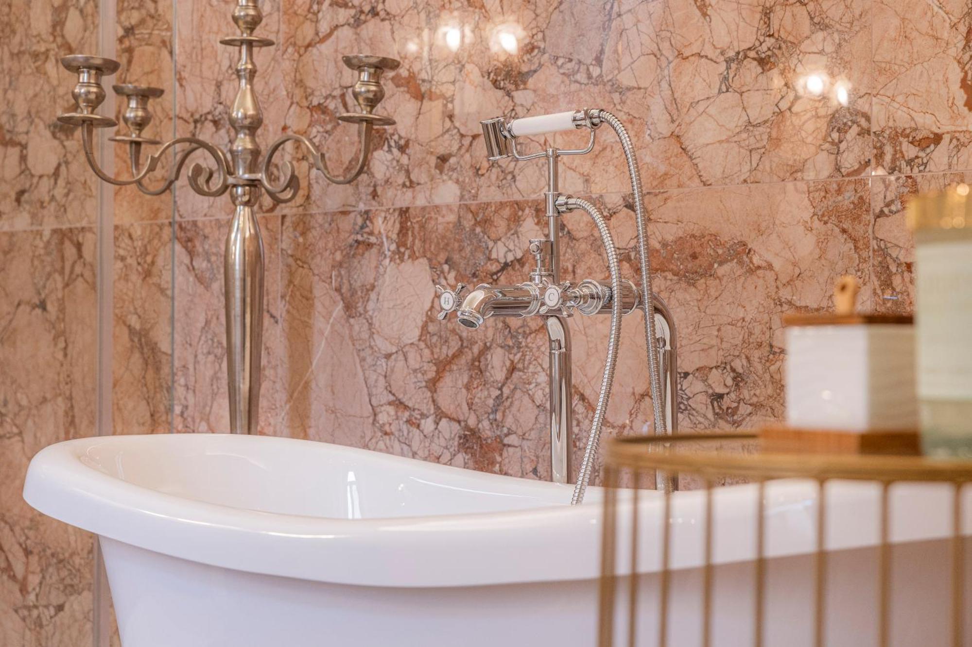 Corte Realdi - Palazzo Camozzini เวโรนา ภายนอก รูปภาพ